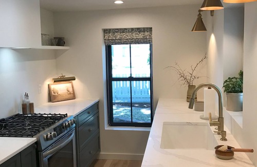 Florence Cottage | Mulberry Cottage; charming character property near Cañon City & The Royal Gorge.