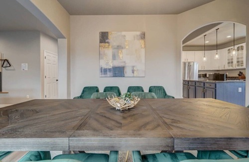 Northeast Colorado Springs House | Mystique Villa! Gym, Pool Table, BBQ