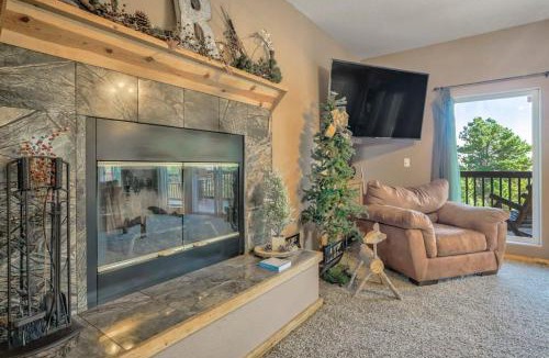 Peyton House | Nature's Oasis 4BD Ranch Retreat Hot tub