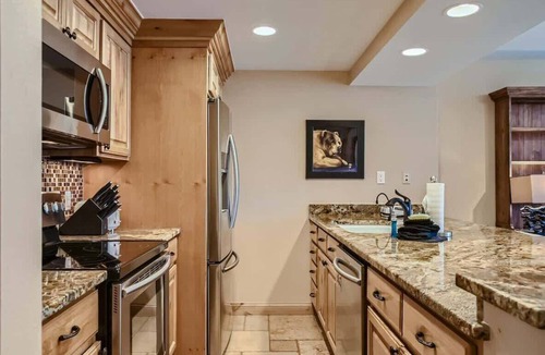 Keystone Condo | Near Conference center, private washer & dryer!