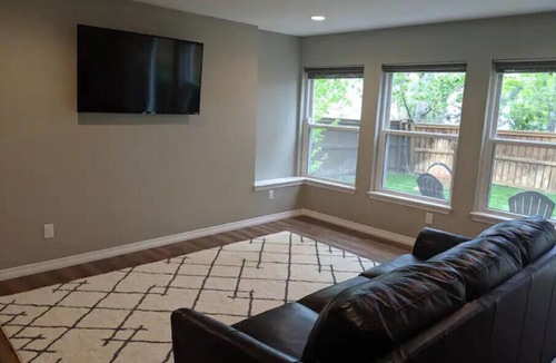 Stonegate Apartment | Neighborhood retreat, walkout suite!