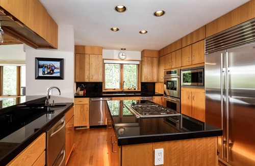 Snowmass Village House | New! Beautifully Renovated 5 Bedroom, 5.5 Bath Heart of Snowmass Village Home