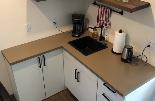 Carbondale Apartment | New Carbondale apartment with access to trails, restaurants, 45 min. to Aspen