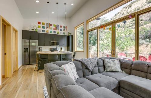 New Castle House | New Castle Getaway with Grill and Mountain Views!