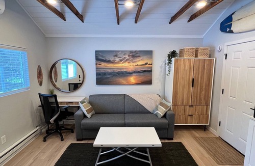 Littleton Cottage | New - Colorado Surf Shack Studio in Littleton with AC