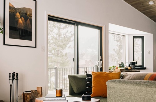 Bailey House | NEW Hot Tub + Arcade + Fire Pit + Mtn Views