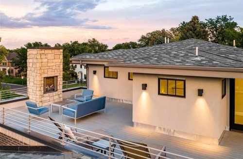 Hilltop House | NEW! Huge Luxury Family Home with Roof Deck, Chef's Dreamn
