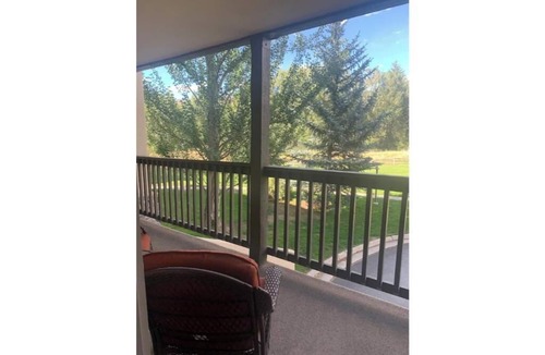 Edwards Condo | New List - “Pelican Peak” 3 bd Condo near Vail/BC