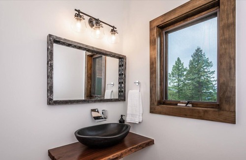 Evergreen House | NEW LISTING - $2MM Mountain Modern Oasis