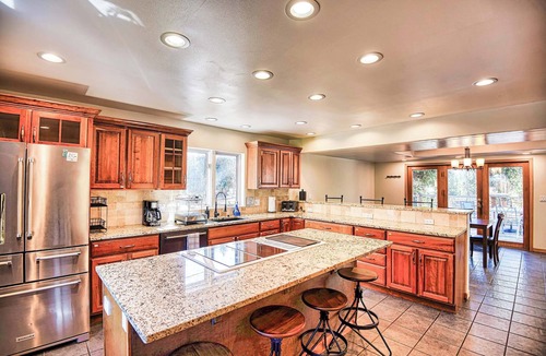 Leadville House | New Listing! 4BR - Hot Tub - Pets OK!