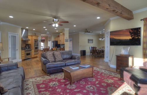 Creede House | New Listing!One-of-a-Kind Luxe Riverfront Home-Fishing Access-Mins Dtn Creede