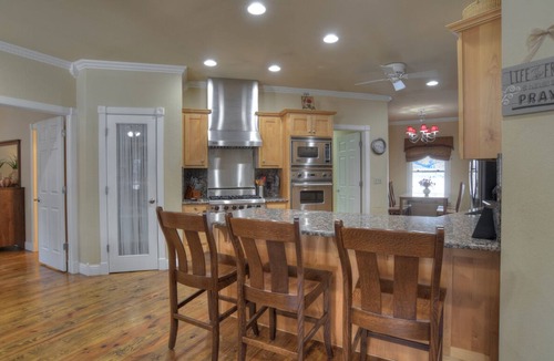 Creede House | New Listing!One-of-a-Kind Luxe Riverfront Home-Fishing Access-Mins Dtn Creede