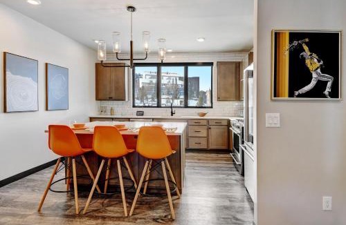 Winter Park House | New Luxury Loft #41 With Rooftop Hot Tub & Lounge, Great Views - 500 Dollars Of FREE Activities & Equipment Rentals Daily