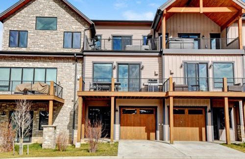 Grand Park House | New Luxury Villa 114 I Hot Tub I Great Views I Best Price I Free Adventures Daily