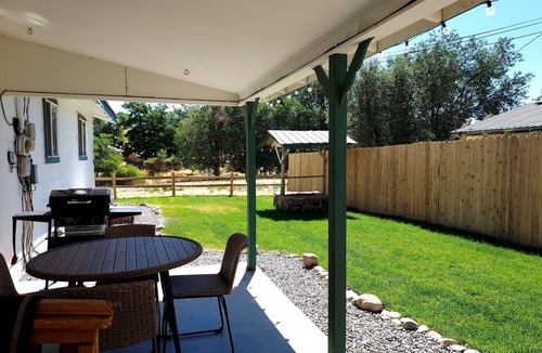 Palisade House | NEW! Mount Garfield Hideaway