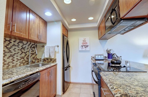 Frisco Condo | NEW! Mountain Condo, Outdoor Hot Tubs, Stunning Summer Views - 201C