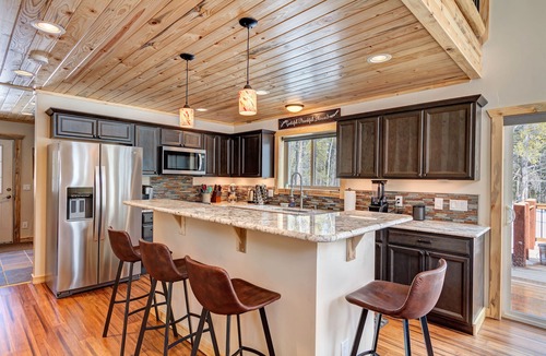 Fairplay Cabin | New Mountain Retreat - Secluded Rockies Basecamp - Hot Tub - Sleeps 6