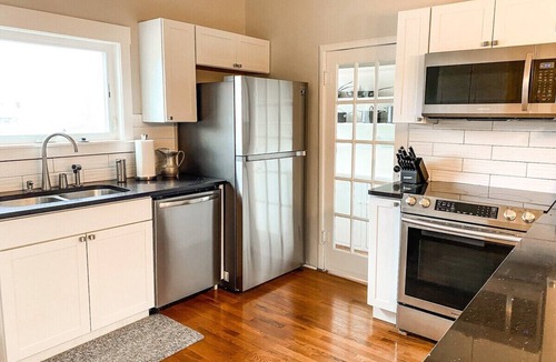 East Colorado Springs House | ★New★ Remodeled estate in upscale neighborhood
