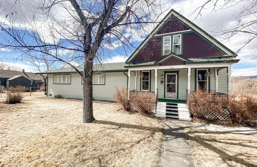 East Colorado Springs House | ★New★ Remodeled estate in upscale neighborhood