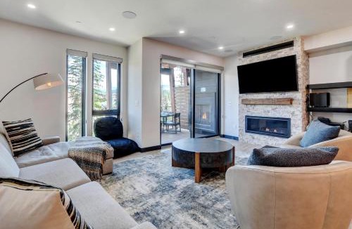 Winter Park House | New River Front Luxury Villa 238 I Hot Tub I Great Views I Best Price I FREE Adventures Daily