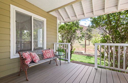 Basalt House | NEW Spacious Home in Downtown Basalt - A+ location with views!