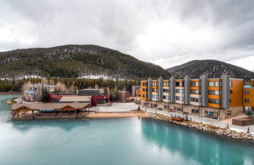 Lakeside Village Apartment | NEW! Studio in Lakeside Village, Updated Kitchen & Bath