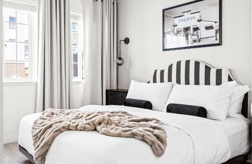 West Colfax Apartment | New Stylish Sanctuary - King Beds - Sloans Lake