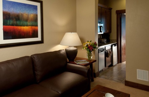 Breckenridge Condo | New Year's Breckenridge Ski In Ski Out -Luxury Condo. Sleeps 12 Dec 27 -Jan 3rd