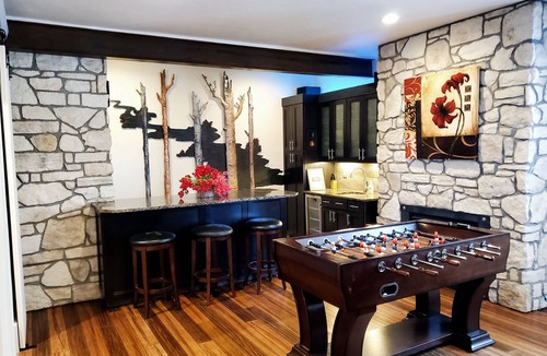 Alma House | Newer Luxury Home, minutes from Breckenridge, Indoor Hot Tub, Mountain Views