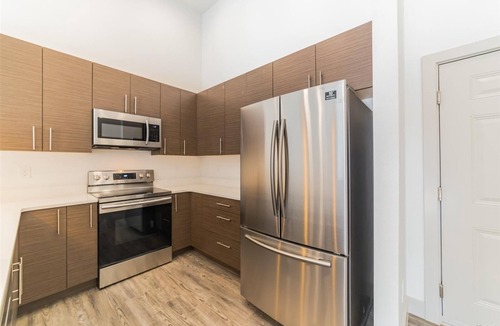 Aurora Apartment | Newly Built Contemporary Apartment