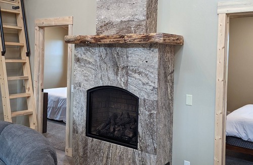 Parshall House | Newly Built House with Amazing Views and Close to Henderson Mill