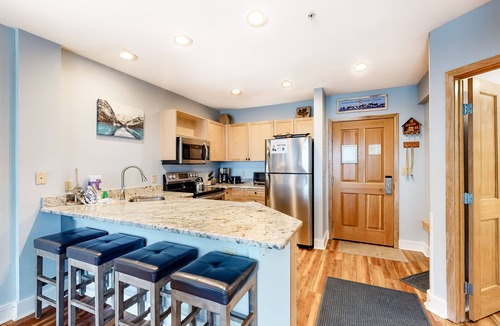 River Run Condo | Newly-Remodeled, Ski-In/Ski-Out Condo w/Shared Pool/Hot Tub/WiFi/Washer/Dryer