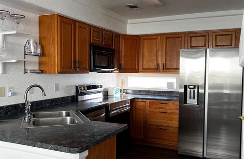Green Valley Ranch House | Newly Renovated House near DIA