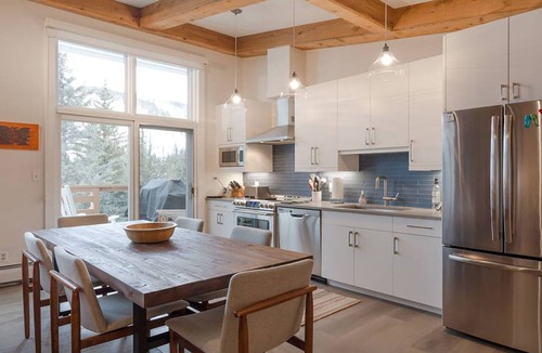 Vail Condo | NEWLY RENOVATED!-Mountainside Modern Penthouse Lodge-Lionshead Village Vail, Co