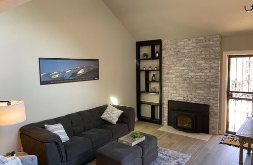 Ken Caryl Ranch Plains House | Newly Renovated Two-Story Townhouse w/Two Car Garage Close to the Mountains