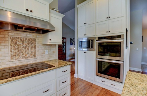 Loveland Cottage | Niki's Country Cottage-Remote Workers: Lg furnished office; Fiberoptic Internet