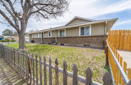 Aurora House | NO exta fees, Beautiful half duplex 3br, 2ba, w/gym, office and fenced in yard.
