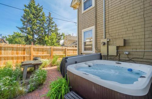 Old North End House | Noble Manor Near Top Spots Hot Tub BBQ
