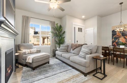 Centerra House | NOCO Retreat with King Beds, Fireplace, Scenic Trails