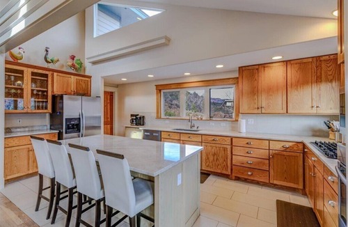 Durango House | Non Smoking Home,A/C, Incredible Views! 1Mile N.of Durango,Hot tub,Heated garage