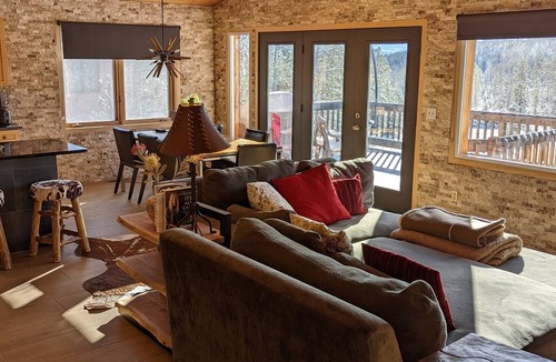 Tabernash House | NORDIC HAUS- Minutes to SMR, Granby Ranch, Winter Park traditional SAUNA