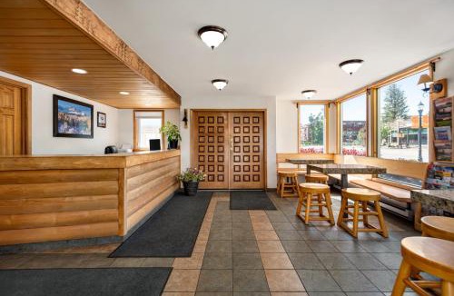 Downtown Steamboat Springs Hotel | Nordic Lodge
