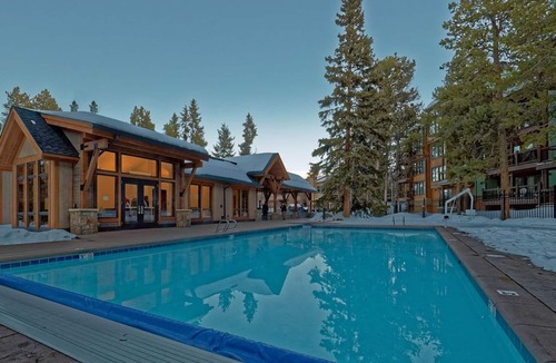 Warrior's Mark Condo | nPerfect for Your Breckenridge Holiday! Updated Condo; Walk to Town and Lifts