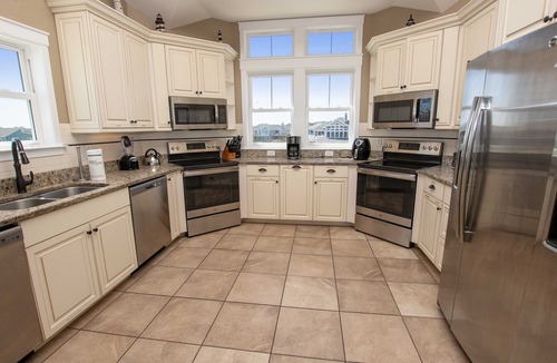 Ocean Hill House | OCEANFRONT, 10 BRS, ELEV, Pool, Rec Rm, Theater Rm, OH1251, Beach Plaza