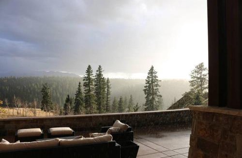 Woodland Park House | Off Grid Luxury Experience