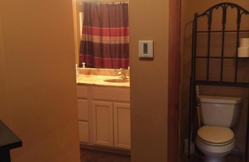 Glenwood Springs Apartment | Old Cardiff Bridge Cabin