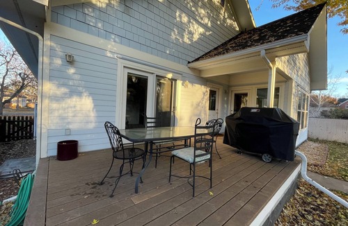 Old Town West House | Old Town Adventure Hub! Spacious, downtown, fun!