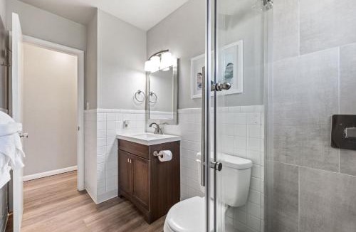 Old Town Apartment | Old Town Condo by Library Park Walk Everywhere!