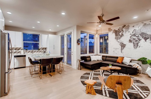 Old Town North House | Old Town Group Retreat - New to Brewery District!