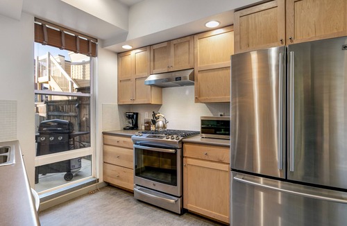 Old Town North House | Old Town North Jewel! Near Breweries and River!